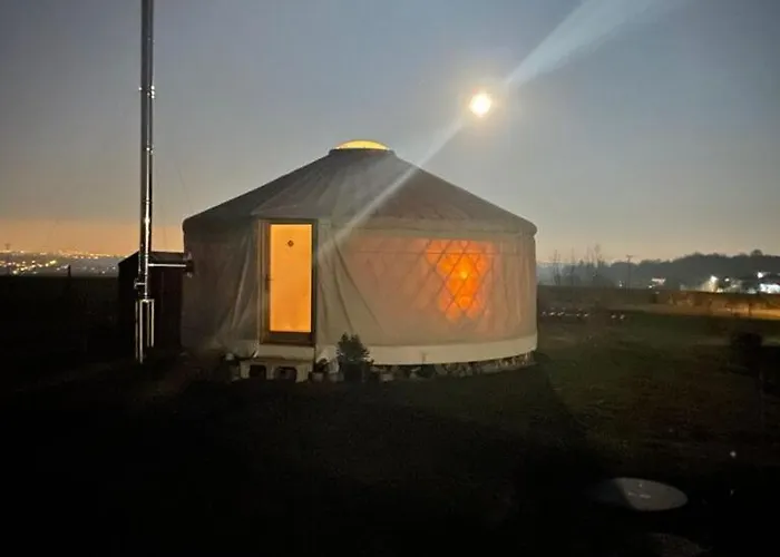 Luxury tent Jurtovna